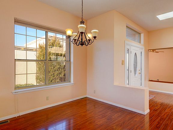 4th image of 9209 Flushing Meadows Dr NE