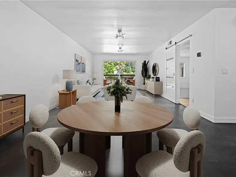 2940 N Verdugo Rd #214 — Photo 3