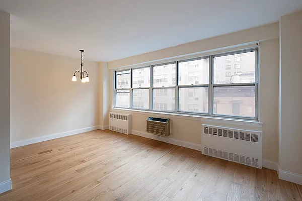 Rented by Oxford Property Group | media 1