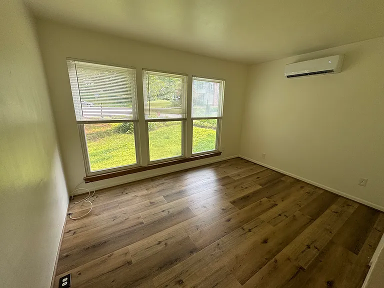 8902 Brucewood Ct — Photo 7