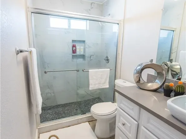 12426 S Vermont Ave, Los Angeles, CA 90044