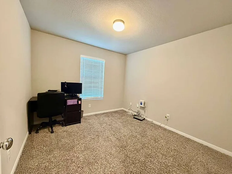 627 Retama Pass — Photo 24