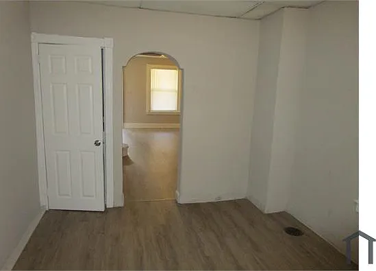 4436 N Chadwick St — Photo 6