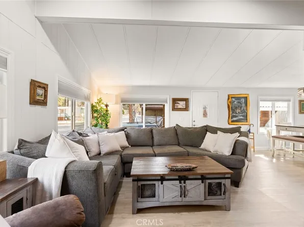 475 Thrush Dr APT 9, Big Bear Lake, CA 92315