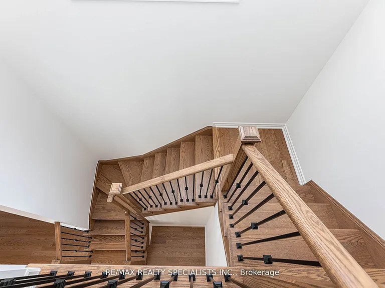 1479 Savoline Blvd — Photo 9