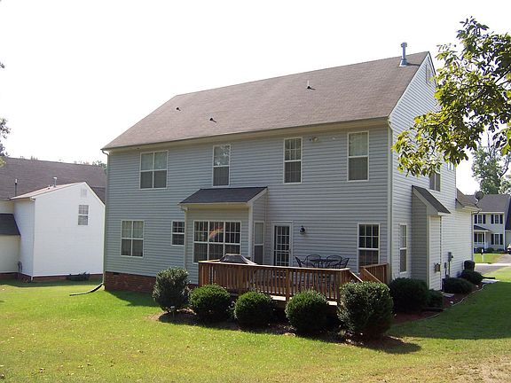 2nd image of 14225 Lyndhurst Dr