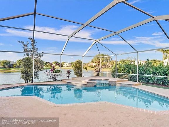 2nd image of 6505 NW 74th Dr