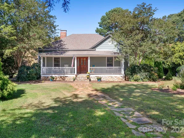 114 Holbrook St, Huntersville, NC 28078