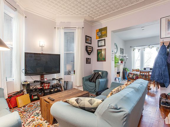 2nd image of 1635 N Ashland Ave APT 1
