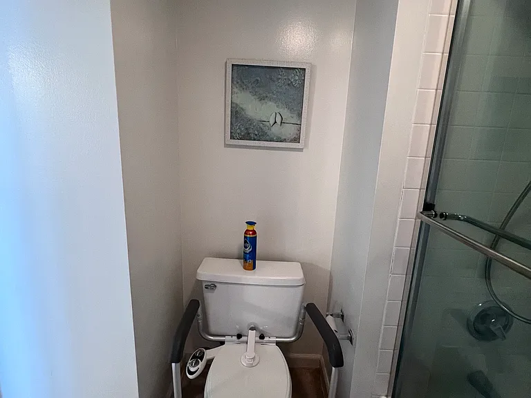 6363 Christie Ave #2717 — Photo 23