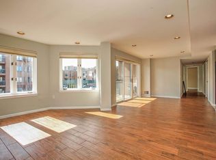 401 Ellery Ct, Edgewater, NJ 07020