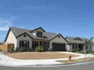 4025 S Willis Ct, Visalia, CA 93277