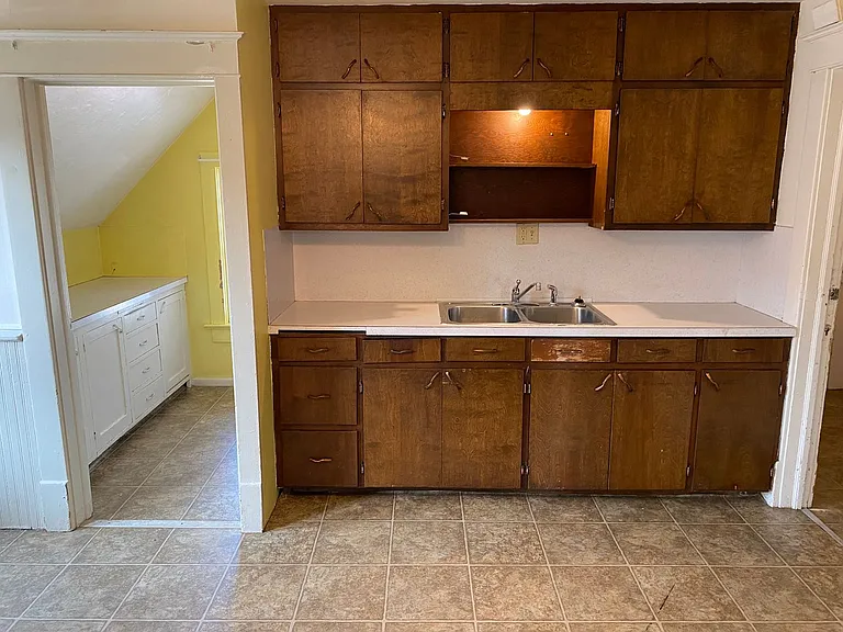 834 S 3rd Ave — Photo 6