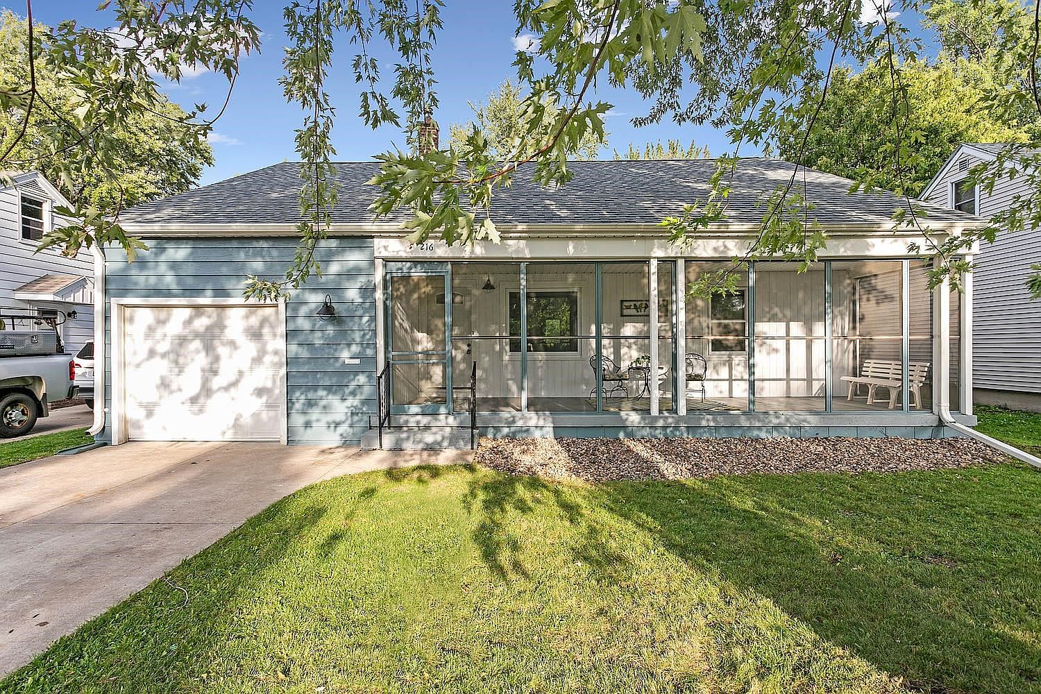 216 S John St, Neenah, WI 54956 MLS 50280918 Zillow