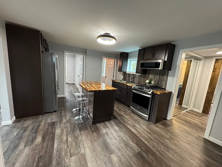 24 Rhode Island Ave #1 — Photo 1