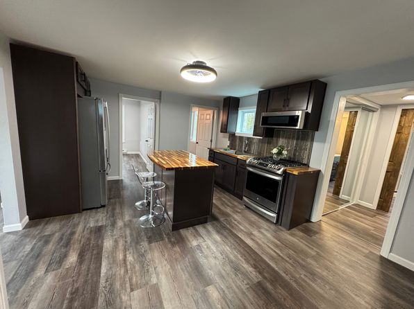 24 Rhode Island Ave #1