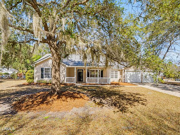 2nd image of 15 Star Magnolia Court