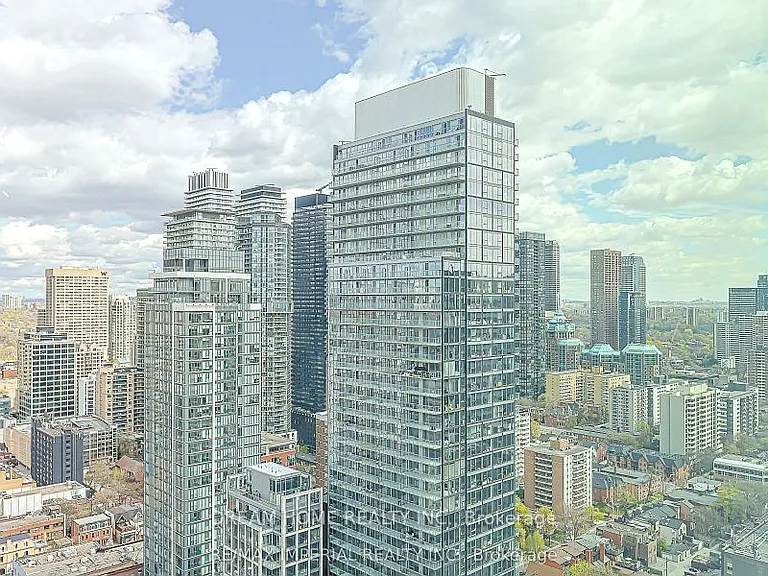 8 Wellesley St W #4907 — Photo 12