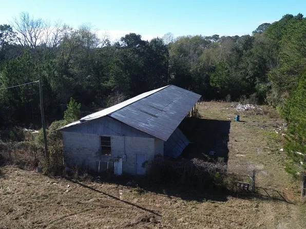 173 Perry House Rd, Fitzgerald, GA 31750