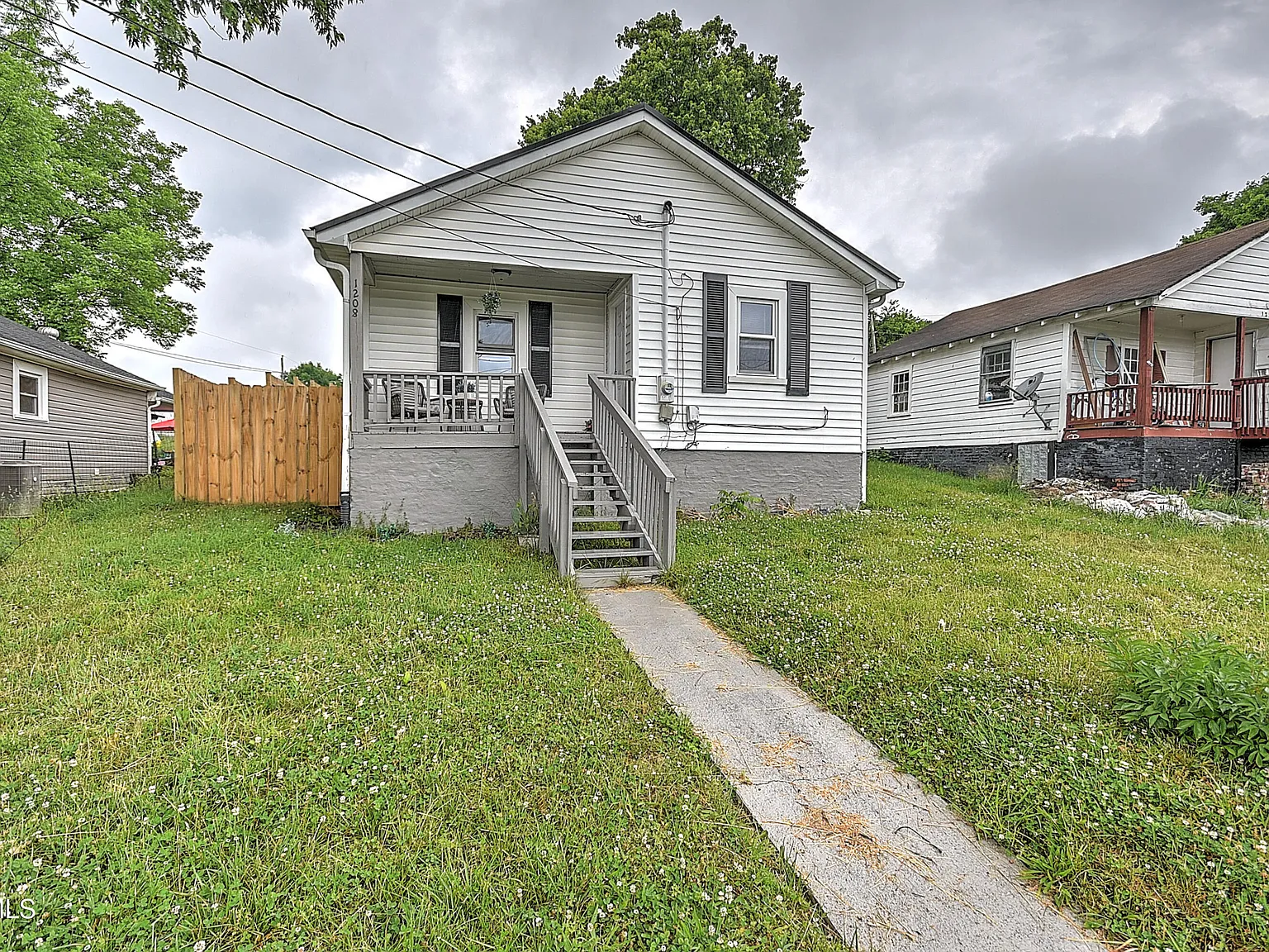 2 bed, 690 sqft, $1,500 — Photo 2
