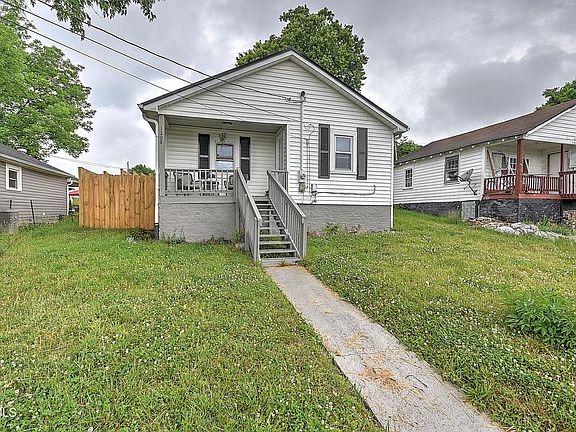 2nd image of 1208 Riverside Ave