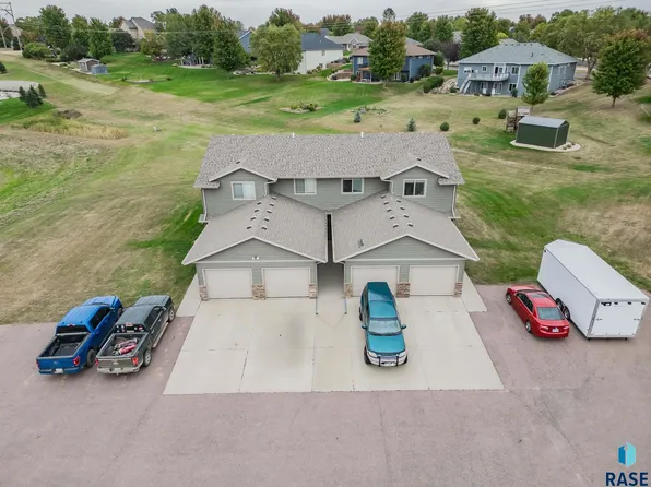 408 N Sioux Blvd, Brandon, SD 57005
