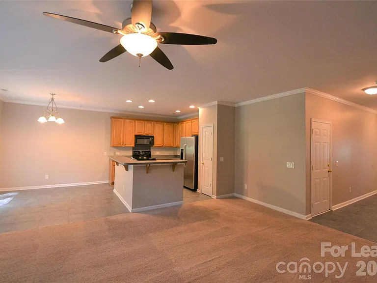 16512 Kettlewell Ln — Photo 4