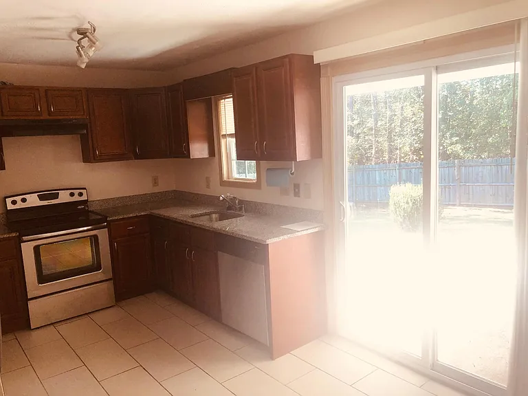 72 Caboose Ct #72 — Photo 4