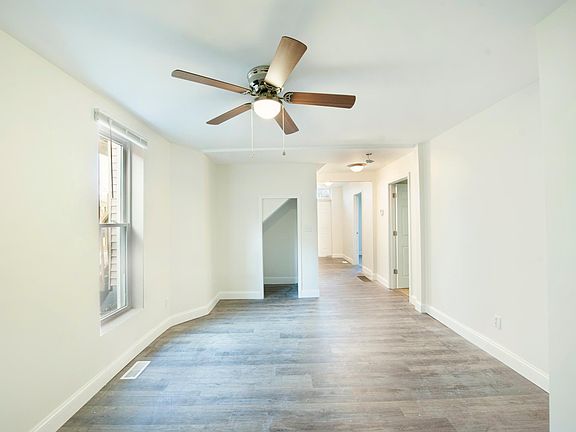3rd image of 1404 Indianola Ave #A