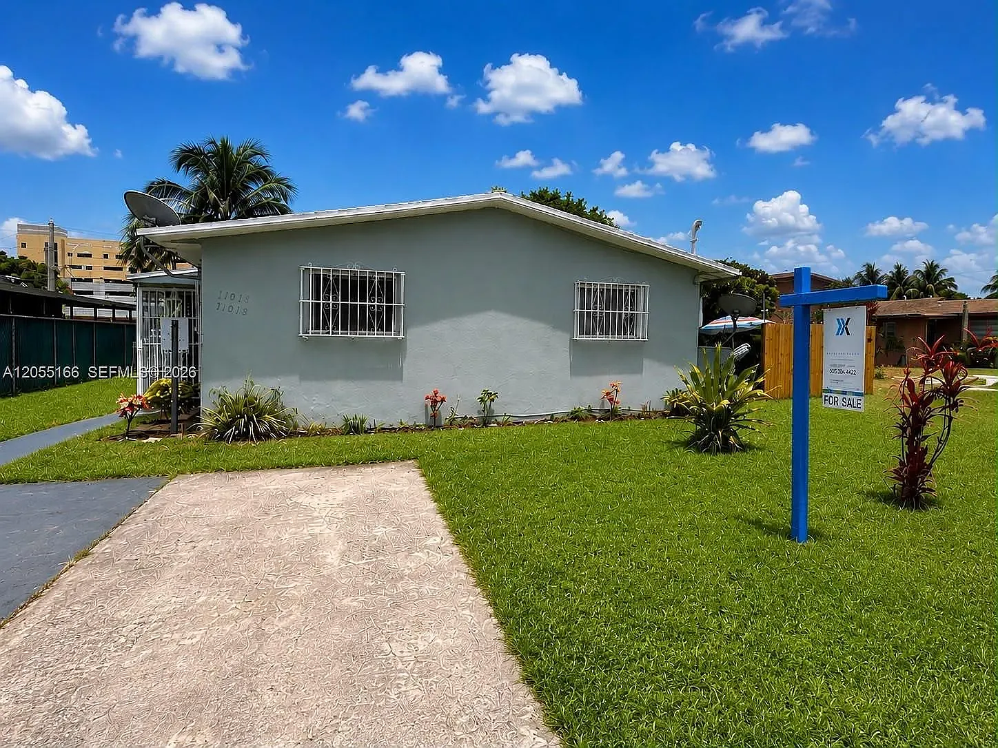 2 bed, $2,400 — Photo 4