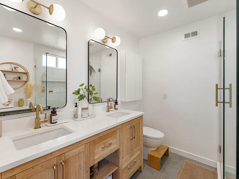 1488 Manzanita St — Photo 22