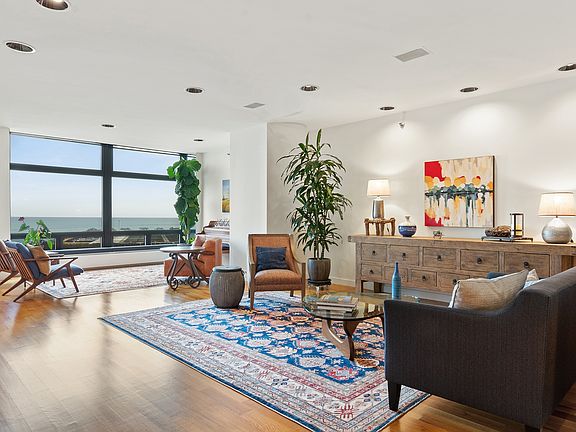 4th image of 680 N Lake Shore Dr APT 1203