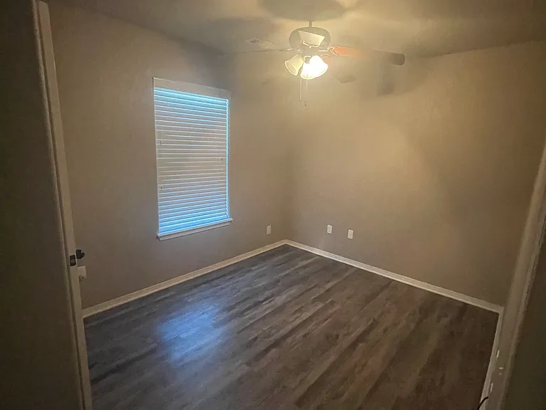 3138 Cherry Knoll Cir — Photo 4