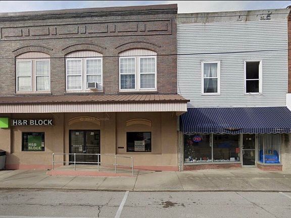 2nd image of 171 Main St