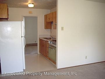 2nd image of 150 NE Jackson St APT 9