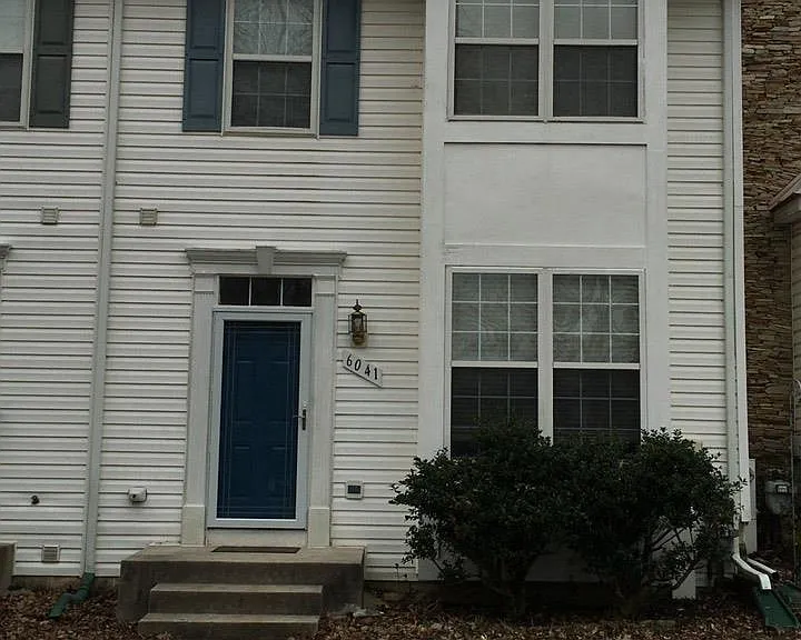 6041 Blue Point Ct — Photo 1
