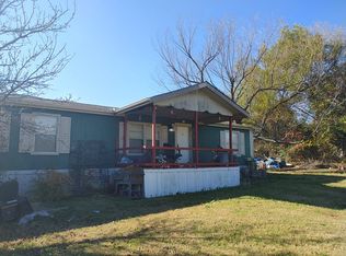 114 Salt Flat Ct, Springtown, TX 76082