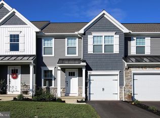 410 Mayapple Dr, Annville, PA 17003