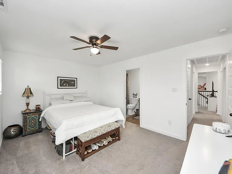 21314 Barcelona Heights Trl — Photo 20