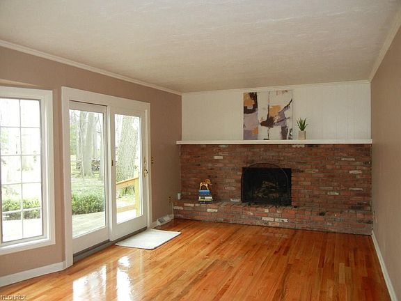 5th image of 3405 Laurel Glenn Dr