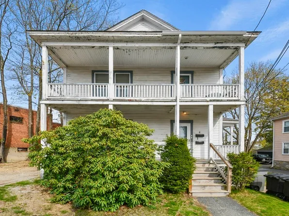 8 Coleman St, Gardner, MA 01440