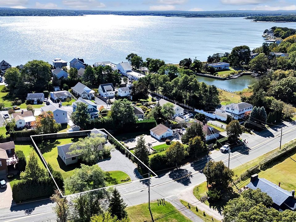1st image of 481 Peconic Bay Boulevard