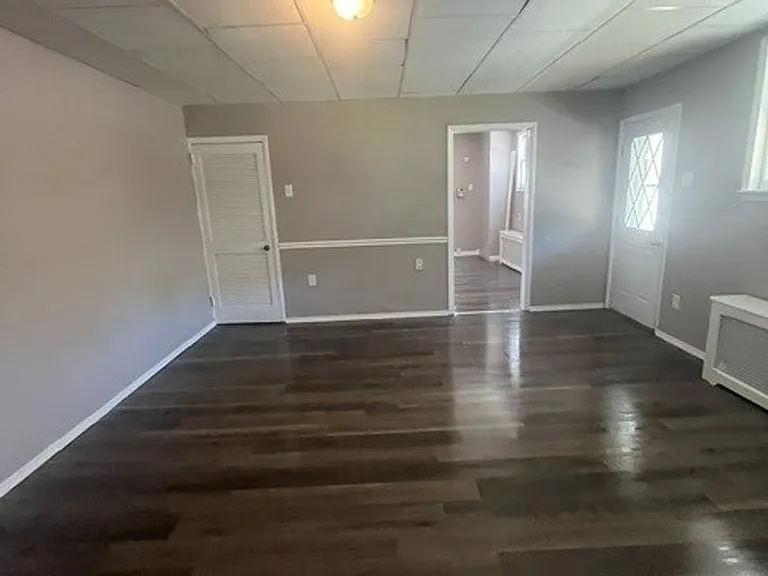 126 E High St — Photo 10