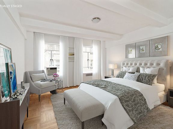 4th image of 25 W 54th St #3B