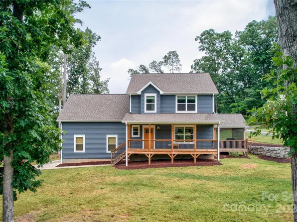 137 Ivey Farms Rd, Candler, NC 28715