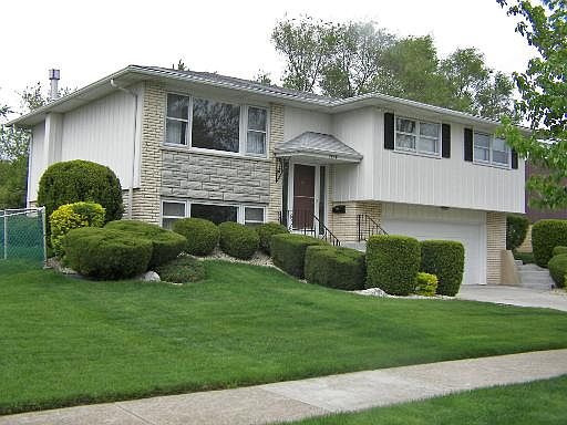 1st image of 7538 W 162nd Pl