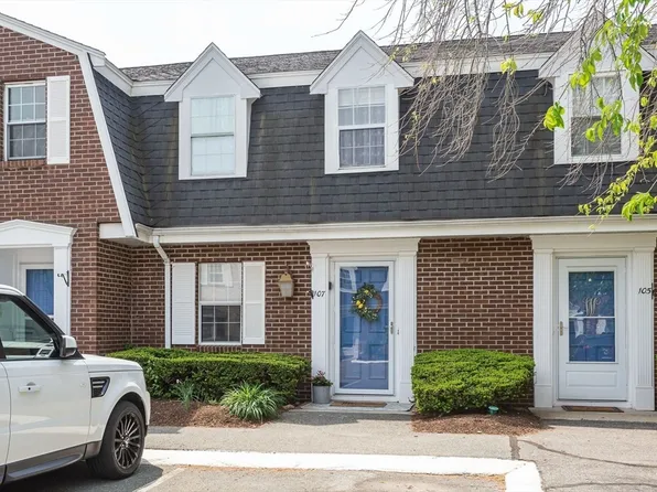 107 Erin Rd, Stoughton, MA 02072