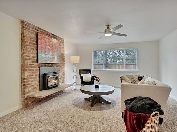 3rd image of 2626 Mount McKinley Ct