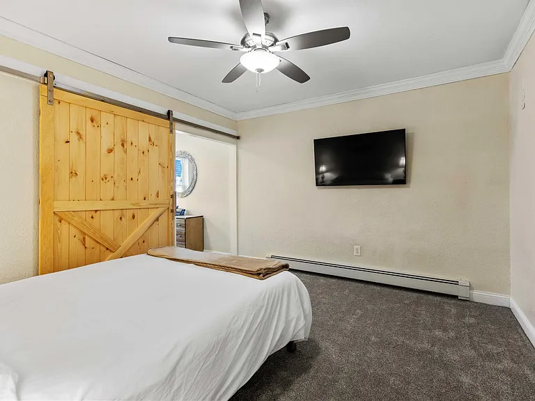 91 Union Ave #1B — Photo 11