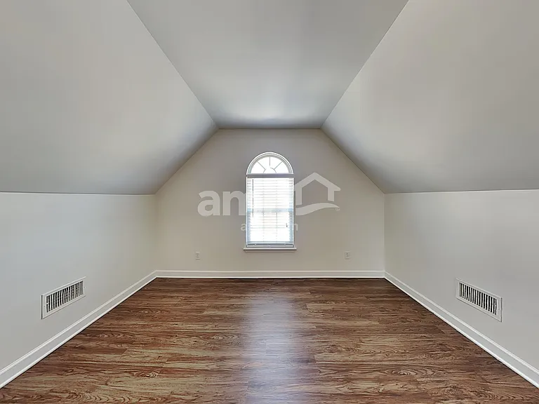 3437 Continental Dr — Photo 12